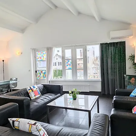 The In The Center 암스테르담