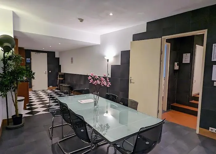 Aparthotel The In The Center