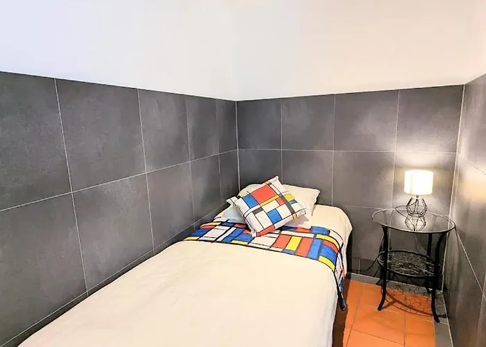 The In The Center Aparthotel