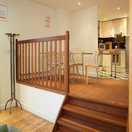 The In The Center Apartmanhotel Amszterdam