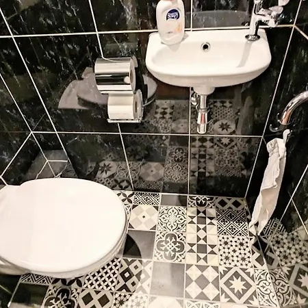 The In The Center شقة فندقية