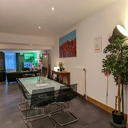 The In The Center 4*