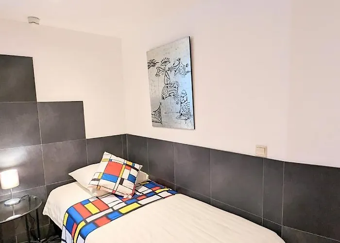 The In The Center מלון דירות 4*