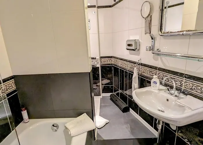 מלון דירות The In The Center