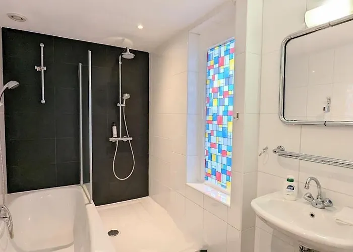 מלון דירות The In The Center