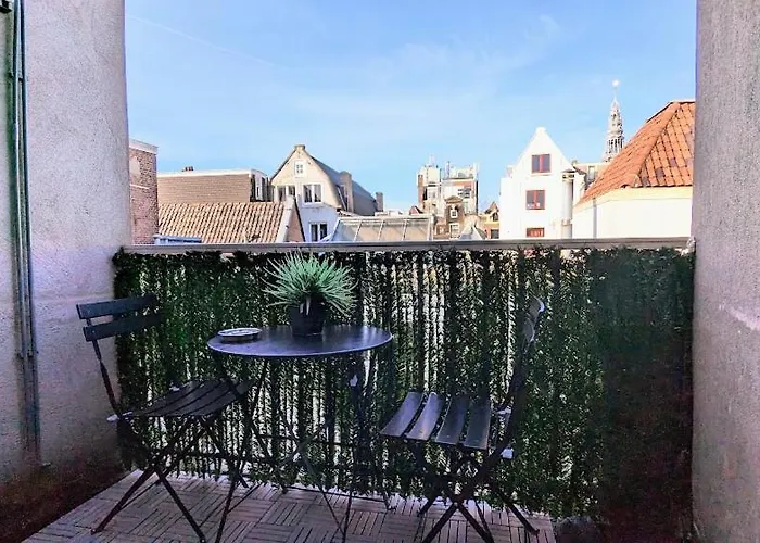 מלון דירות The In The Center