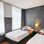 Aparthotel The In The Center