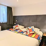 The In The Center Aparthotel 4*